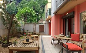Koukaki Garden Escape Child Friendly Apartment